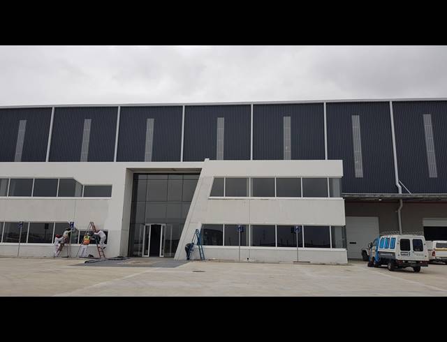 5,600M² WAREHOUSE TO LET IN BRACKENFELL CENTRAL